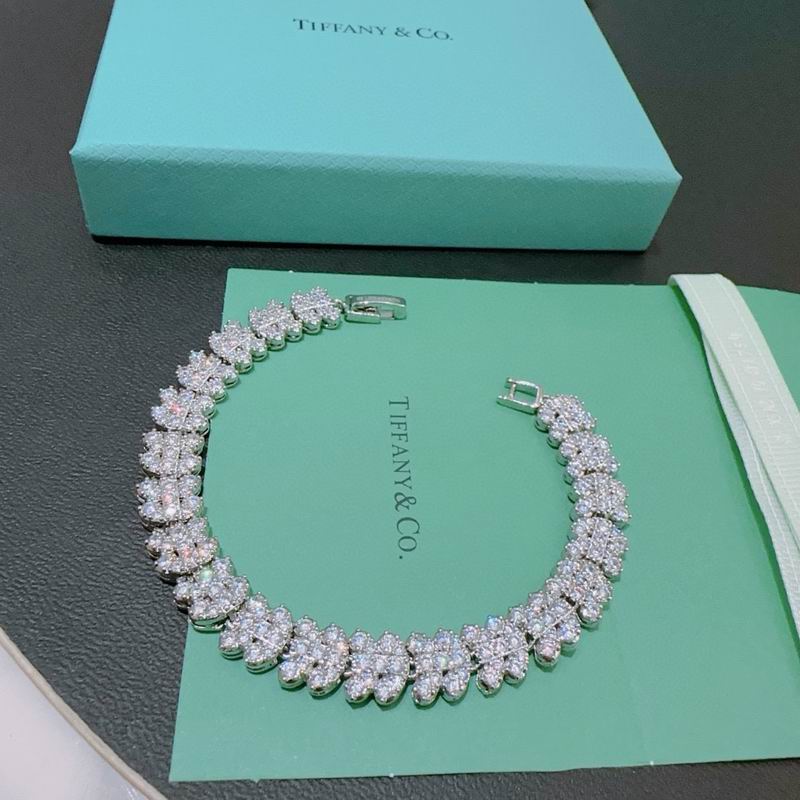Tiffany bracelet 03lyh51